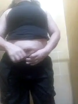 Snapshot of hannah_boscovich chatting on 03.02.26 hannah boscovich online show from 03.02.26