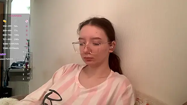 LakendraNoren online show from 02.22.26