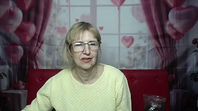 Snapshot of PattySanny chatting on 03.29.26 PattySanny online show from 03.29.26