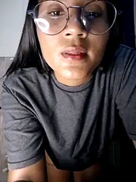 Snapshot of Zoe_Renata chatting on 06.21.26 Zoe Renata online show from 06.21.26