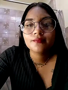 Snapshot of Zoe_Renata chatting on 07.05.26 Zoe Renata online show from 07.05.26