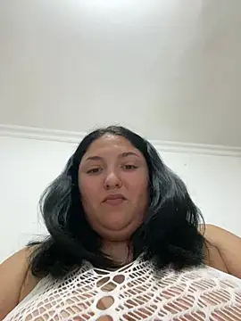 Snapshot of Amber_Sinn chatting on 06.19.26 Amber Sinn online show from 06.19.26