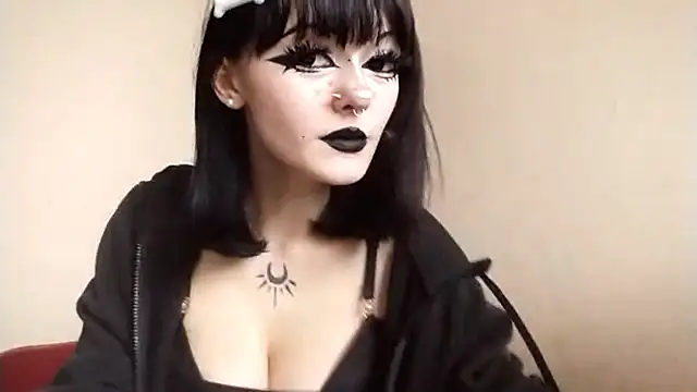 Snapshot of SmilingPatent chatting on 02.07.26 SmilingPatent online show from 02.07.26