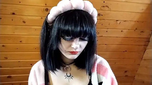 Snapshot of SmilingPatent chatting on 02.18.26 SmilingPatent online show from 02.18.26