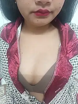 Snapshot of EliraMoon chatting on 03.01.26 EliraMoon online show from 03.01.26