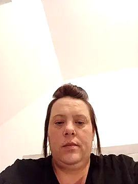 Snapshot of louisa36 chatting on 03.31.26 louisa36 online show from 03.31.26