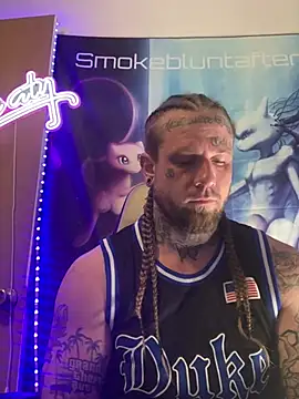 Smokebluntafterblunt online show from 04.14.26