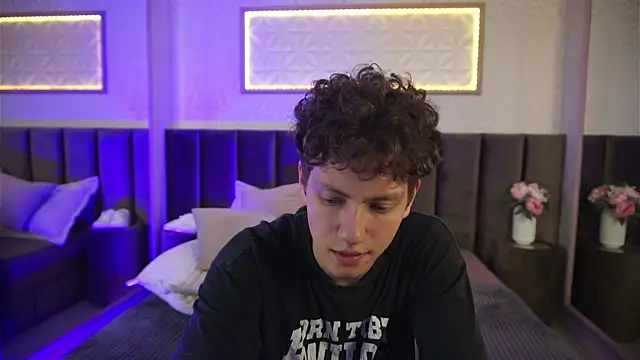 StefanBev online show from 04.21.26