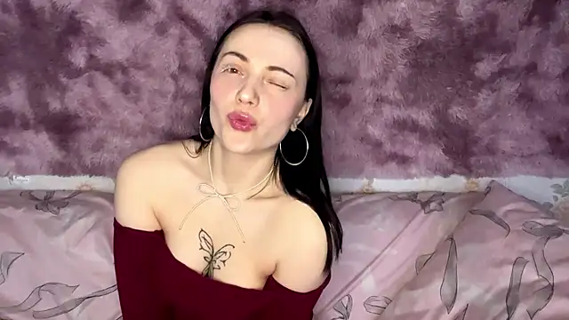 Snapshot of Mona_Fox chatting on 02.21.26 Mona Fox online show from 02.21.26