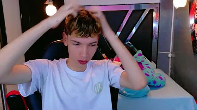 Snapshot of Liam_Green1 chatting on 03.01.26 Liam Green1 online show from 03.01.26