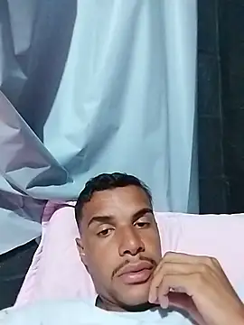Snapshot of Jmartinss69 chatting on 05.16.26 Jmartinss69 online show from 05.16.26