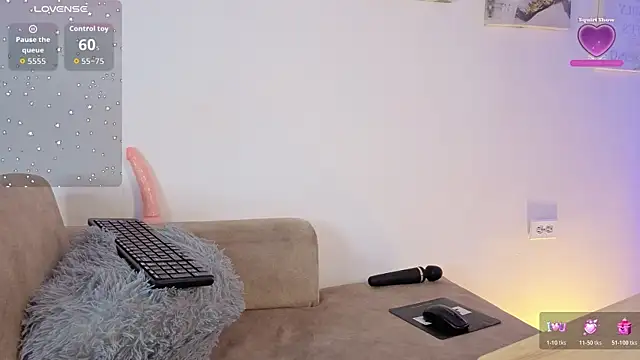 Snapshot of Scarlett_Walker05 chatting on 02.18.26 Scarlett Walker05 online show from 02.18.26