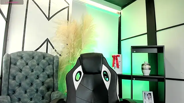 Snapshot of Abi_sexxx1 chatting on 02.17.26 Abi sexxx1 online show from 02.17.26