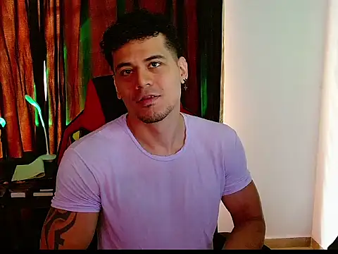 Snapshot of Logan0626 chatting on 02.13.26 Logan0626 online show from 02.13.26