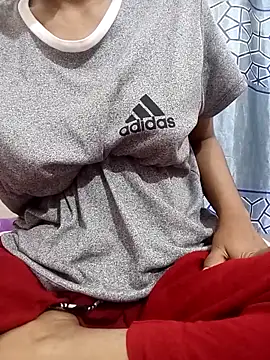 Cute Queen Noor online show from 03.13.26