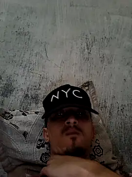 Snapshot of ReizinhoOh chatting on 02.13.26 ReizinhoOh online show from 02.13.26