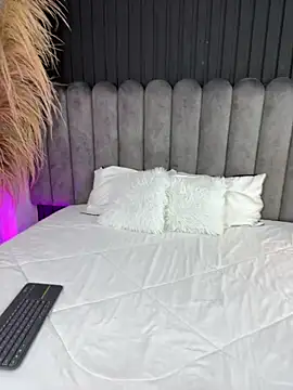 Nanda vixen  online show from 03.03.26