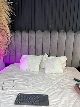 Nanda vixen  online show from 03.08.26