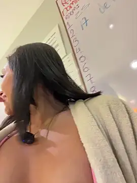 Nanda vixen  online show from 05.15.26