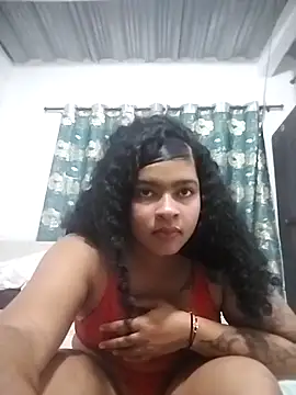 Snapshot of paeve chatting on 02.23.26 paeve online show from 02.23.26