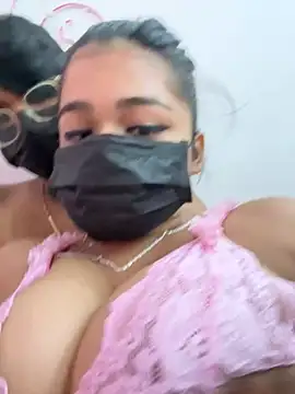 Snapshot of jerryandhunny chatting on 02.08.26 jerryandhunny online show from 02.08.26