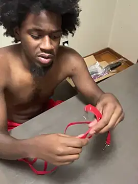 Snapshot of pussyeater_- chatting on 02.10.26 pussyeater - online show from 02.10.26