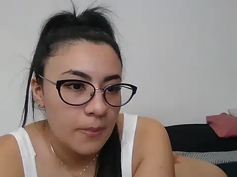 Snapshot of Agusgold22 chatting on 05.06.26 Agusgold22 online show from 05.06.26