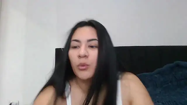 Snapshot of Agusgold22 chatting on 06.10.26 Agusgold22 online show from 06.10.26