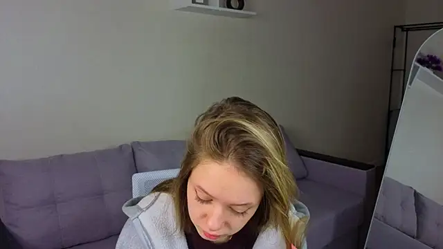 Mini Allice online show from 02.20.26