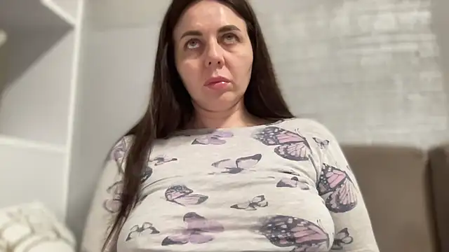 Darsy Rox online show from 04.15.26