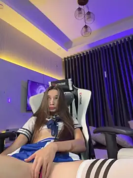 Snapshot of AnnyShore chatting on 05.16.26 AnnyShore online show from 05.16.26