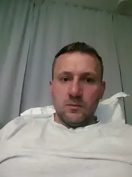 Snapshot of defaktor chatting on 03.20.26 defaktor online show from 03.20.26