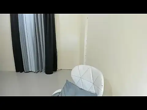 NaughtyAmandaXxx online show from 02.15.26