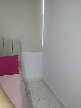 its lauu  online show from 02.09.26