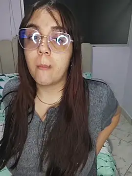 its lauu  online show from 02.19.26