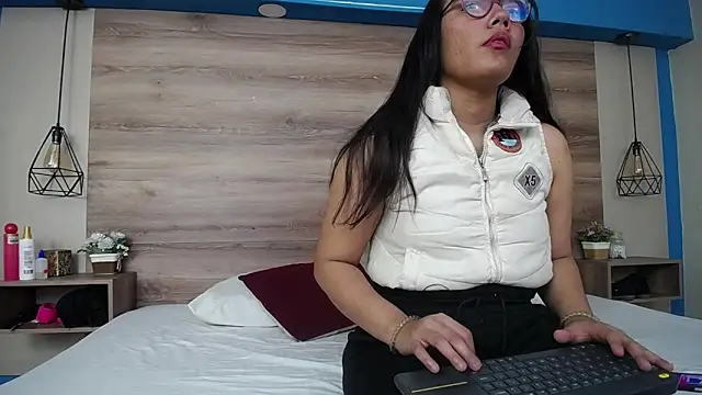 Snapshot of PamelaChu01 chatting on 03.01.26 PamelaChu01 online show from 03.01.26