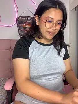 Snapshot of LilithRose_ chatting on 02.20.26 LilithRose online show from 02.20.26