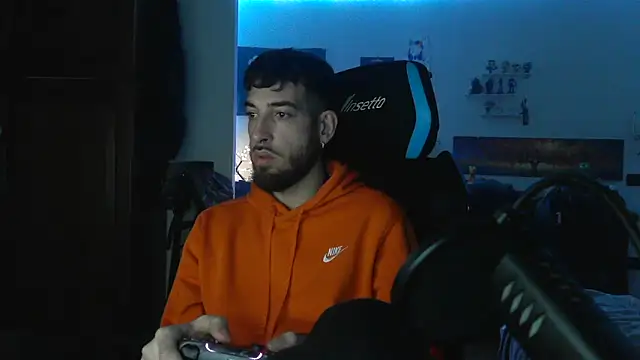 Snapshot of maestroboris95 chatting on 02.13.26 maestroboris95 online show from 02.13.26