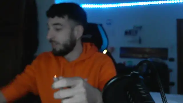 Snapshot of maestroboris95 chatting on 02.14.26 maestroboris95 online show from 02.14.26