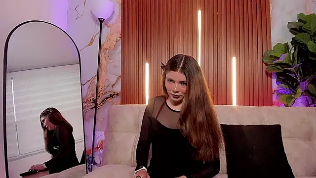 Scarlett Raven  online show from 02.09.26