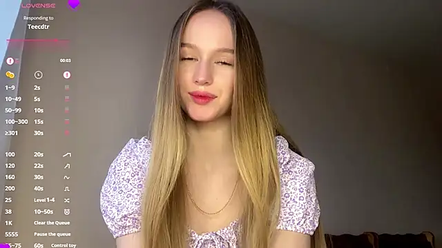 Snapshot of Viktoria_Vibes chatting on 03.01.26 Viktoria Vibes online show from 03.01.26