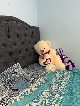 two cam latin online show from 04.14.26