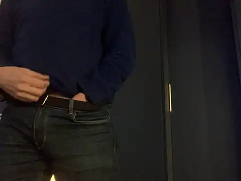 Snapshot of daddyffpig chatting on 02.13.26 daddyffpig online show from 02.13.26