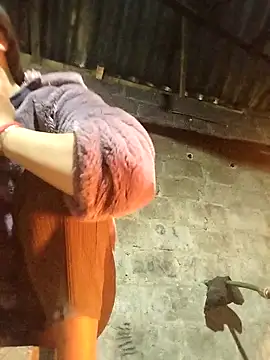 Yiyoongg online show from 03.22.26