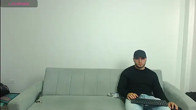 Snapshot of jhustin_marcius chatting on 04.29.26 jhustin marcius online show from 04.29.26