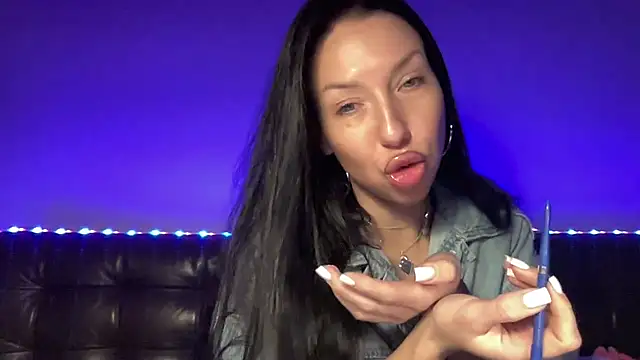 MissDeepVelur online show from 02.19.26