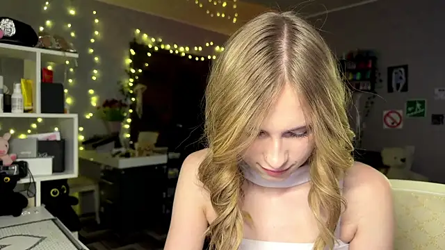 amily sunray online show from 03.25.26