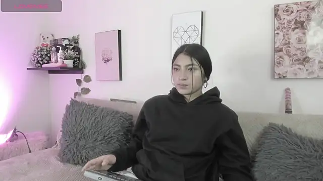 Snapshot of Alexaalove_1 chatting on 02.15.26 Alexaalove 1 online show from 02.15.26