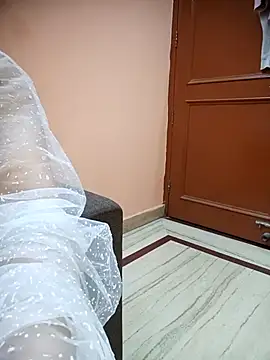 Snapshot of your-ayra chatting on 02.14.26 your-ayra online show from 02.14.26