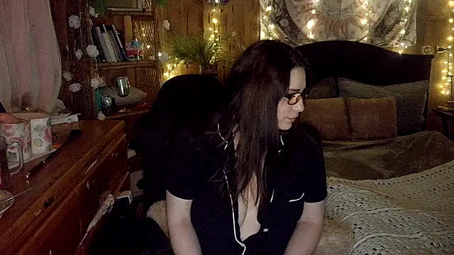 VelvetBrunetteXo online show from 03.21.26